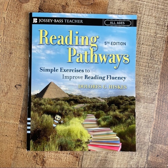 New Reading Pathways Reading Fluency by Dolores G. Hiskes 5th Edition - Picture 1 of 3